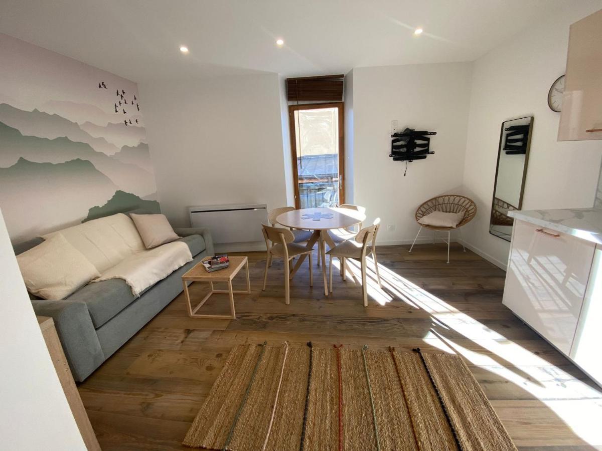 Reve Blanc 2 Etoiles A Annecy Centre Ville Et Lac Εξωτερικό φωτογραφία